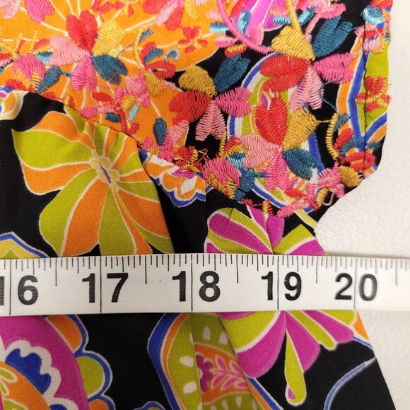 Savanna Jane Short Sleeve V Neck Embroidered Floral Print Top Multicolor - Picture 3 of 8